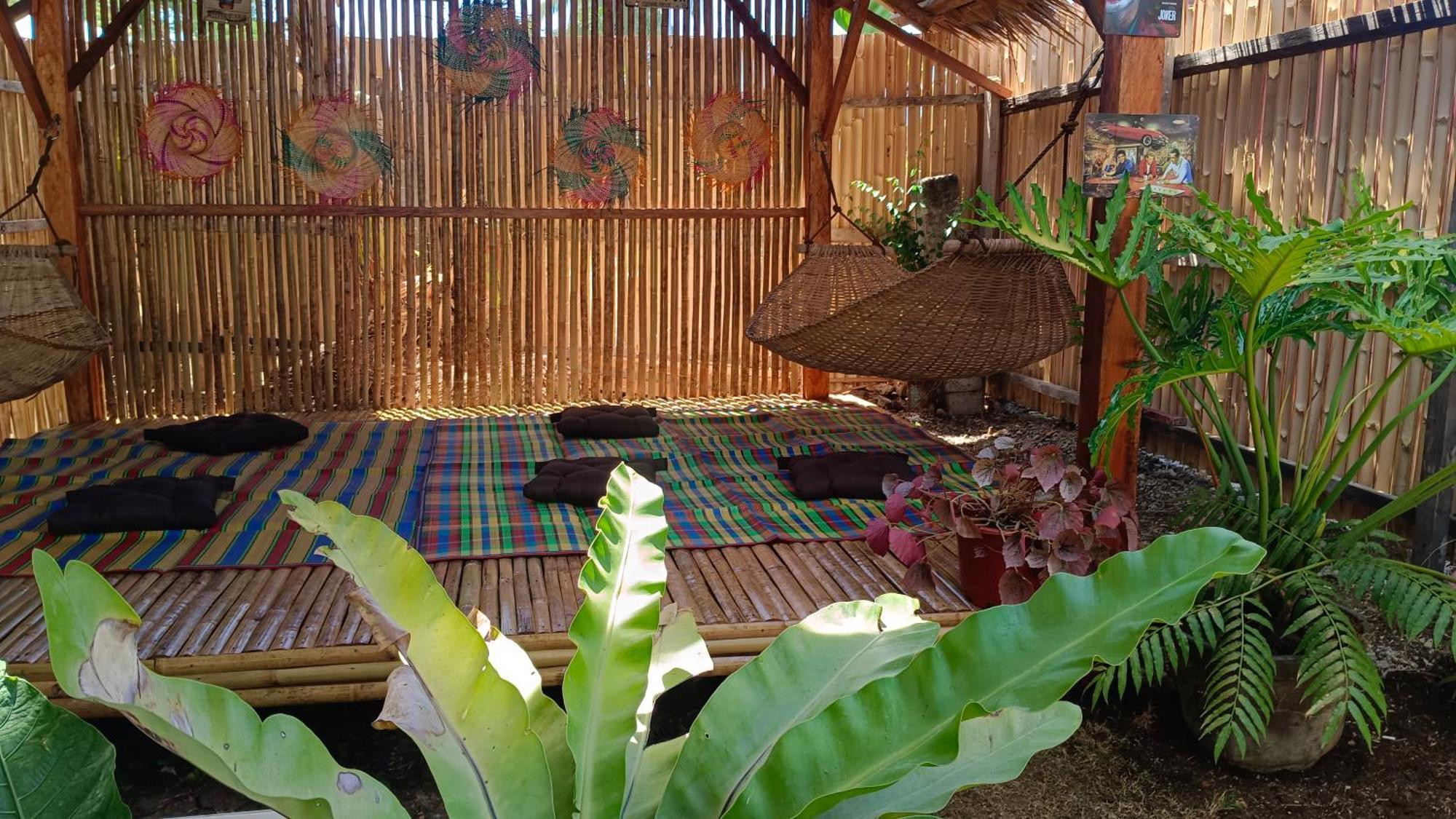 Bella'S Bed & Breakfast Dauis Exterior foto